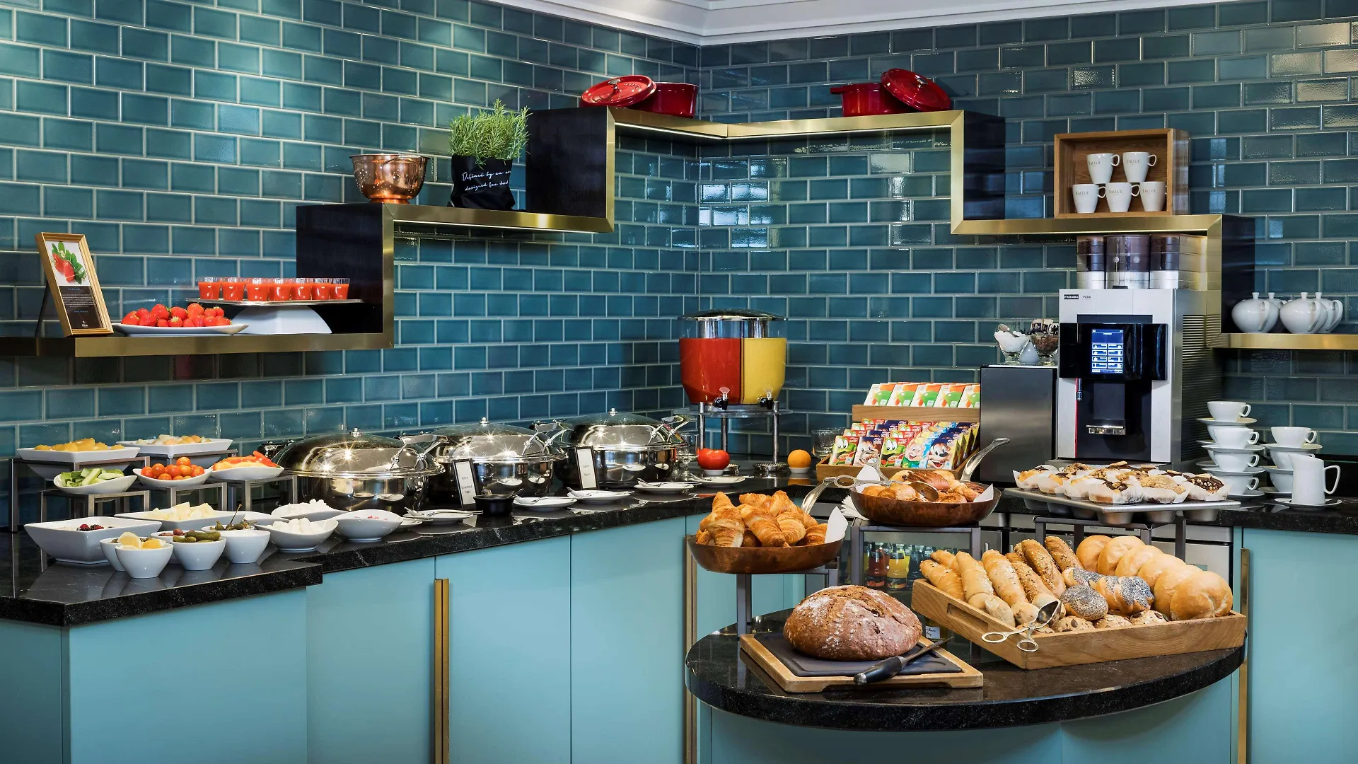 ****  Hilton Vienna Plaza Hotel Austria