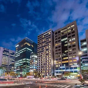 酒店 三成佩托酒店