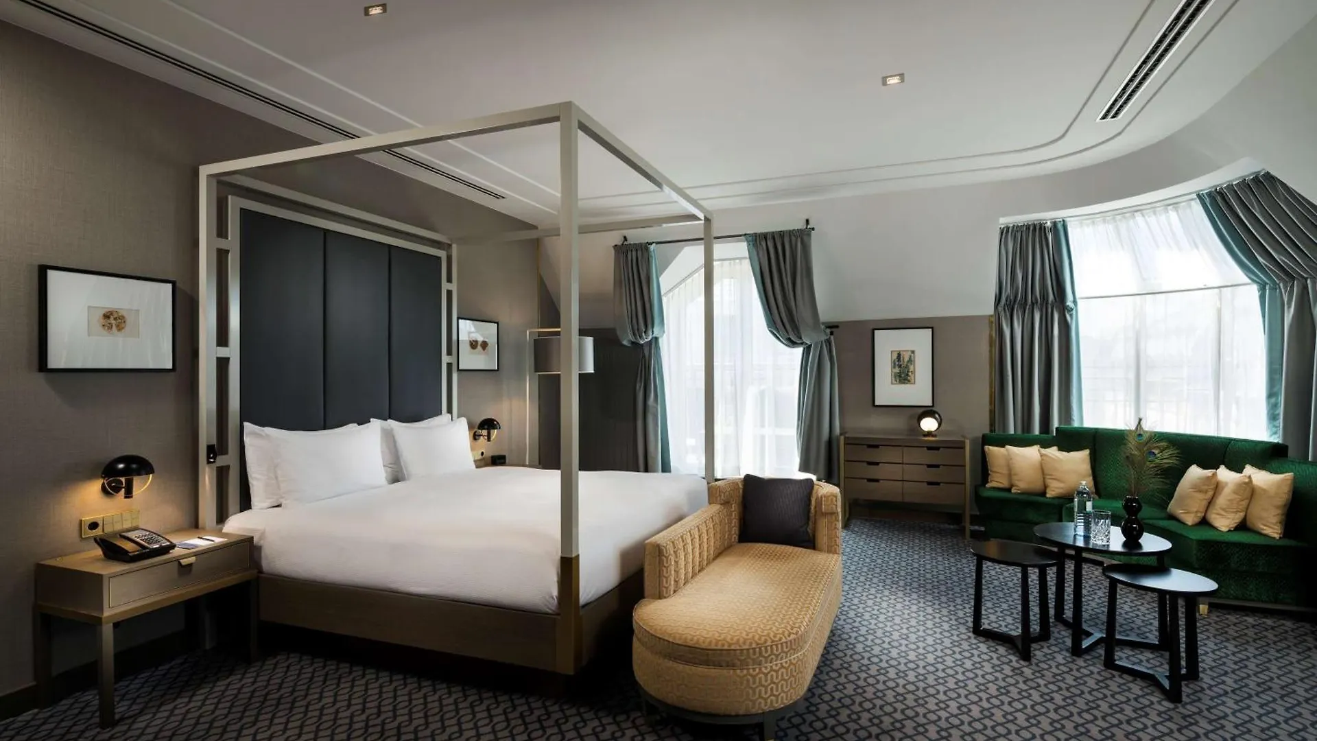 ****  Hotel Hilton Vienna Plaza Rakousko