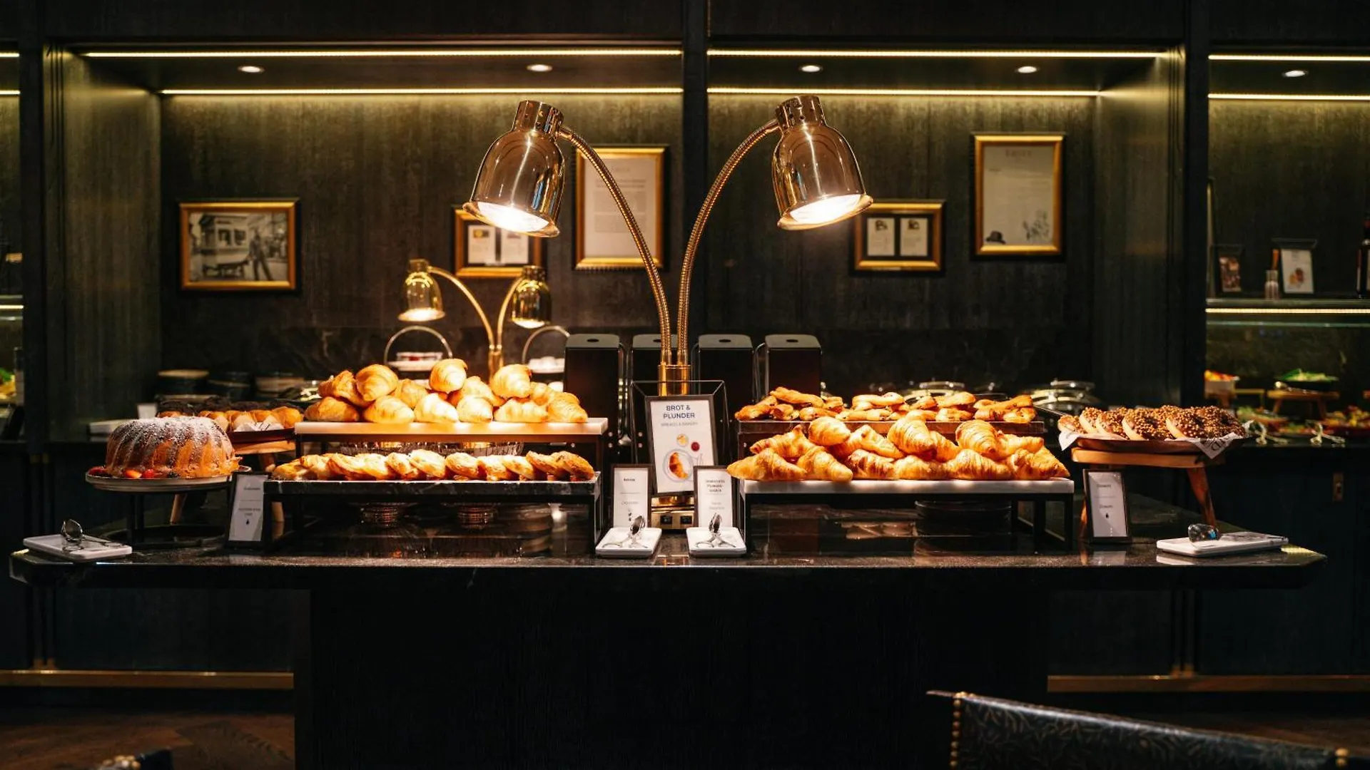 Hotel Hilton Vienna Plaza