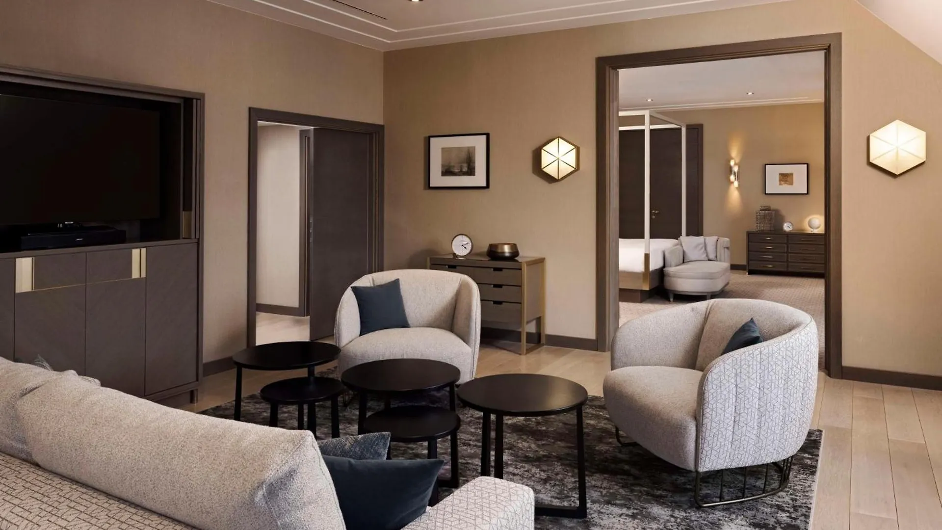 Hilton Vienna Plaza Hotel